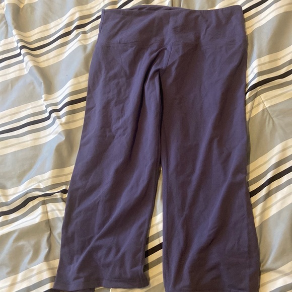 kirkland capri leggings small split on legs light purple size large - Picture 1 of 3